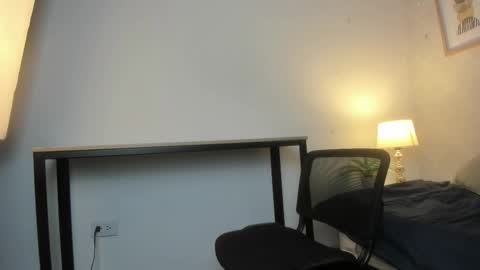  Caroline  online show from February 4, 2026, 11:38 am