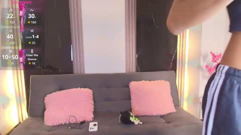 Snapshot of caroline_foster1 chatting on June 19, 2026, 12:09 pm caroline_foster1 online show from June 19, 2026, 12:09 pm
