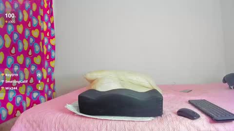 Snapshot of caroline_tovar_ chatting on January 15, 2025, 10:35 pm Caroline Tovar Lovense is active my orgasms in your hands Give me more pleasure and make me cum online show from January 15, 2025, 10:35 pm