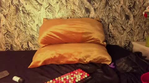    online show from January 3, 2025, 7:39 pm