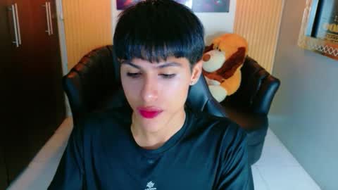 carolinejesh online show from January 10, 2026, 12:40 pm