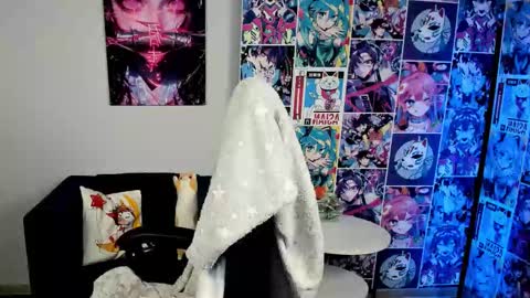 CarolineRichter online show from October 17, 2025, 3:10 am