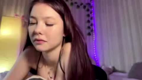 Emma online show from June 7, 2026, 12:26 am