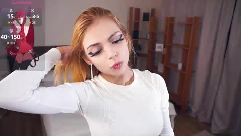 Snapshot of carolynnfernandez chatting on October 5, 2025, 8:40 pm Hello everyone Im Monica Its my first day Were going to have fun together online show from October 5, 2025, 8:40 pm