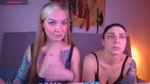 Snapshot of carrie_moonshine chatting on February 4, 2026, 6:58 pm Carrie online show from February 4, 2026, 6:58 pm