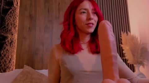 Casandra  online show from February 22, 2025, 7:25 pm