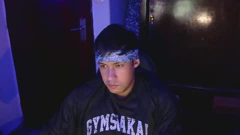 Snapshot of casas_oom chatting on March 8, 2025, 4:45 am online show from March 8, 2025, 4:45 am