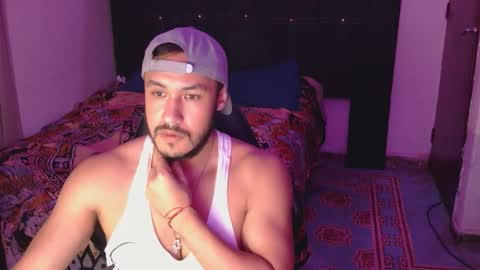 Snapshot of casas_oom chatting on October 12, 2025, 6:12 am online show from October 12, 2025, 6:12 am