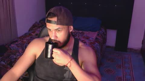 Snapshot of casas_oom chatting on November 15, 2025, 4:54 am online show from November 15, 2025, 4:54 am