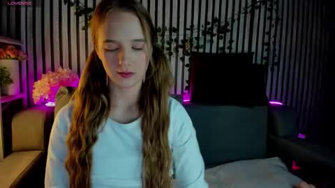 Casey sweeet online show from February 11, 2026, 12:15 am