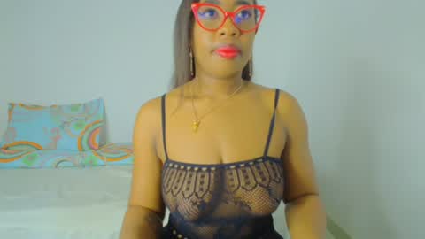 Snapshot of caseymoon chatting on June 25, 2026, 10:53 am Casey online show from June 25, 2026, 10:53 am