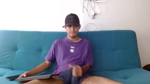 Snapshot of cash_master_san chatting on February 9, 2025, 5:22 pm Cash Master San online show from February 9, 2025, 5:22 pm