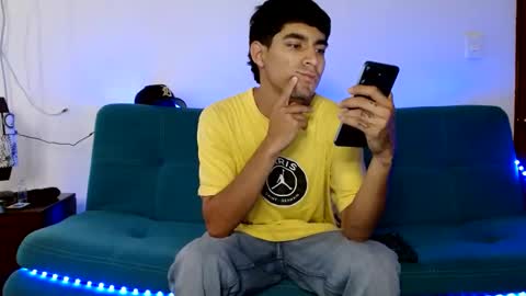 Snapshot of cash_master_san chatting on March 12, 2025, 2:12 pm Cash Master San online show from March 12, 2025, 2:12 pm