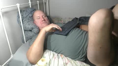 Snapshot of casinocam chatting on January 17, 2026, 1:05 pm CasinoCam online show from January 17, 2026, 1:05 pm