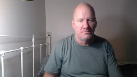 Snapshot of casinocam chatting on February 18, 2026, 4:25 pm CasinoCam online show from February 18, 2026, 4:25 pm