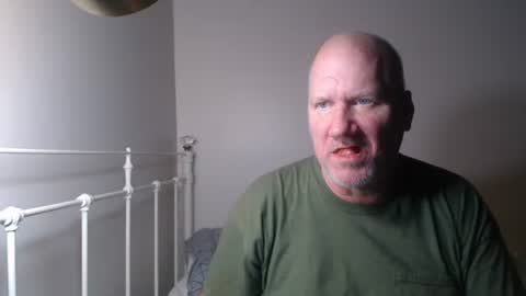 Snapshot of casinocam chatting on February 19, 2026, 4:30 am CasinoCam online show from February 19, 2026, 4:30 am