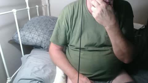 Snapshot of casinocam chatting on February 20, 2026, 7:54 am CasinoCam online show from February 20, 2026, 7:54 am