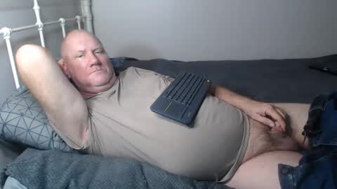 Snapshot of casinocam chatting on February 22, 2026, 4:49 pm CasinoCam online show from February 22, 2026, 4:49 pm