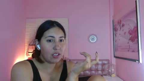 Snapshot of cassandra_ruizz chatting on November 17, 2025, 8:25 pm 573215024606 online show from November 17, 2025, 8:25 pm