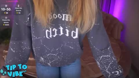 Snapshot of cassandragood chatting on March 8, 2025, 9:08 pm Lena online show from March 8, 2025, 9:08 pm