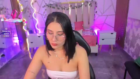 casse_tay online show from July 24, 2026, 4:10 am