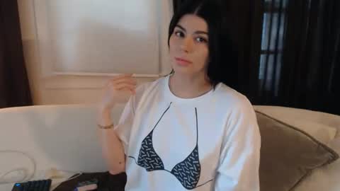 Snapshot of cassiealvarez chatting on July 22, 2026, 10:56 pm cassiealvarez online show from July 22, 2026, 10:56 pm