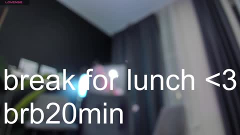 Snapshot of cassiecool chatting on January 26, 2025, 12:58 am assie online show from January 26, 2025, 12:58 am