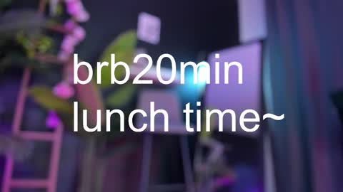 Snapshot of cassiecool chatting on March 12, 2025, 12:20 am assie online show from March 12, 2025, 12:20 am