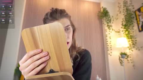 Snapshot of cassieholland chatting on February 21, 2026, 8:04 am Im Cassie3 online show from February 21, 2026, 8:04 am