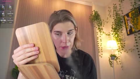 Snapshot of cassieholland chatting on February 27, 2026, 7:30 am Im Cassie3 online show from February 27, 2026, 7:30 am