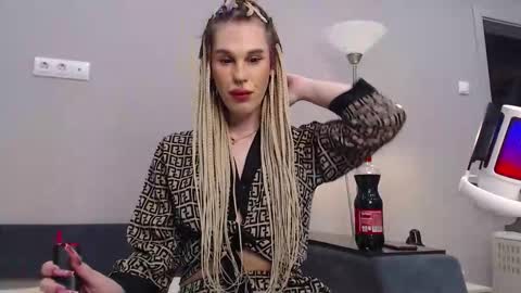 Cassie online show from February 1, 2026, 6:39 pm