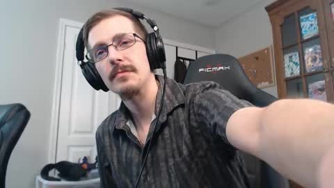 Snapshot of casuallycorrupt chatting on November 6, 2025, 7:09 am casuallycorrupt online show from November 6, 2025, 7:09 am