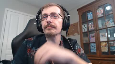 Snapshot of casuallycorrupt chatting on November 8, 2025, 4:34 am casuallycorrupt online show from November 8, 2025, 4:34 am