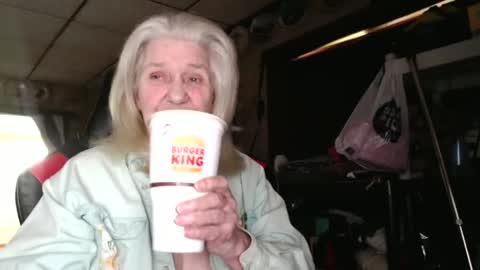 Snapshot of cat9paw chatting on September 30, 2025, 4:23 pm cat online show from September 30, 2025, 4:23 pm