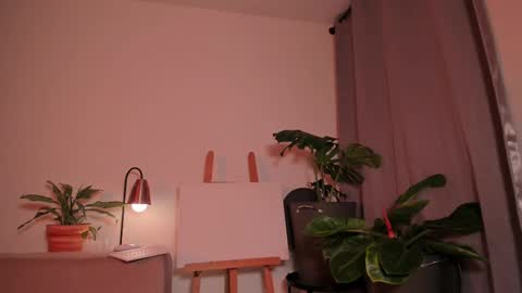 Snapshot of cat_loren chatting on March 11, 2025, 11:59 pm Loren online show from March 11, 2025, 11:59 pm