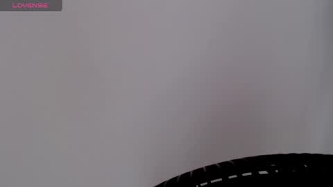 Snapshot of catalaia_stomm chatting on February 7, 2025, 1:11 pm catalaia_stomm online show from February 7, 2025, 1:11 pm