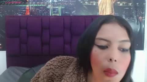 Queen Catalella online show from March 18, 2026, 3:42 am