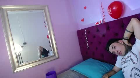 Snapshot of catalellaandpaul chatting on February 23, 2025, 7:00 am CatalellaAndPaul online show from February 23, 2025, 7:00 am