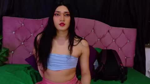 Snapshot of cataleya_divine chatting on July 1, 2026, 12:07 pm Cata Prins online show from July 1, 2026, 12:07 pm