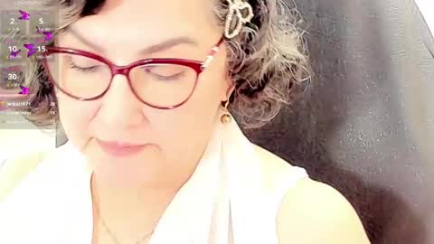 cataleya  online show from April 21, 2026, 4:12 pm