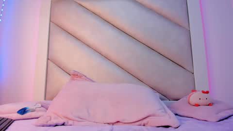 Snapshot of catalina_jade chatting on September 10, 2025, 2:06 pm Cata online show from September 10, 2025, 2:06 pm