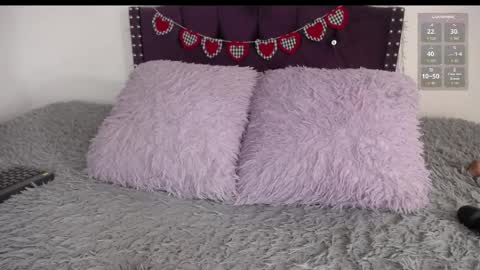 Catalina   online show from April 8, 2026, 2:44 am