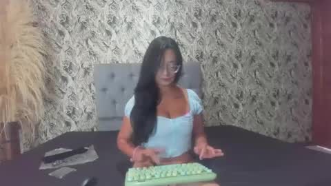    Catalina Scott   online show from January 25, 2025, 1:30 pm