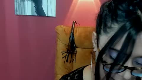    Catalina Scott   online show from February 3, 2025, 5:24 pm