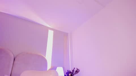 Snapshot of catalleya_hott chatting on January 19, 2025, 2:57 am Call me Cata online show from January 19, 2025, 2:57 am