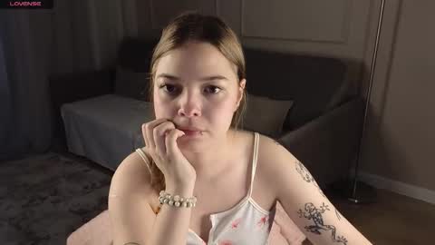 Snapshot of catanadick chatting on October 15, 2025, 1:28 am Pat online show from October 15, 2025, 1:28 am