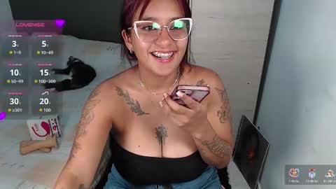 Catherina   online show from November 26, 2025, 7:48 pm