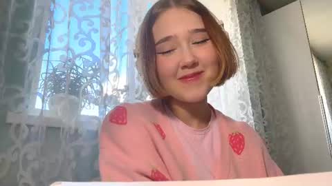 Snapshot of caterinakeliikoa chatting on June 20, 2026, 9:45 am Kate online show from June 20, 2026, 9:45 am
