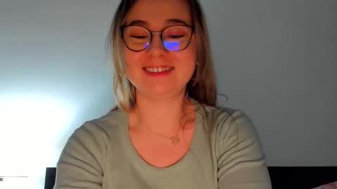 Kat online show from February 19, 2026, 8:16 pm