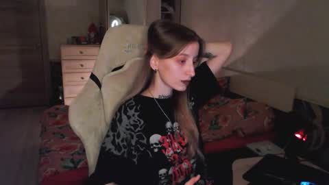 Snapshot of cath_dysphoria_ chatting on September 25, 2025, 8:34 pm CATH online show from September 25, 2025, 8:34 pm